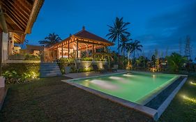 Tunjung Putih Villa